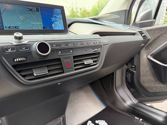 BMW i3 29 of 30