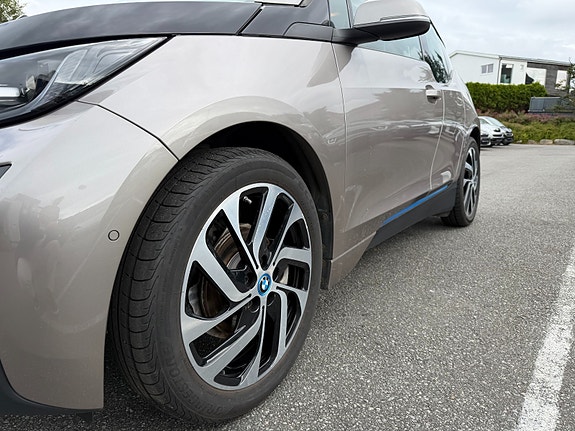 BMW i3 11 of 30