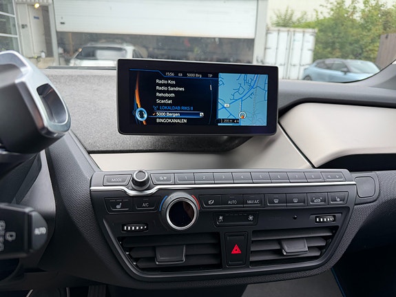 BMW i3 28 of 30