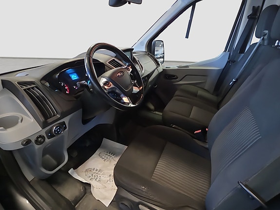 Ford Transit 7 of 15
