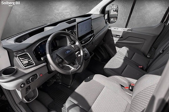 Ford Transit 12 of 17