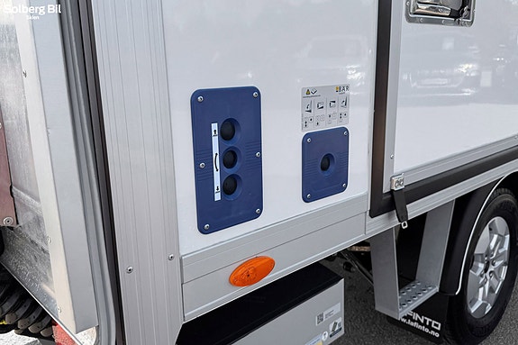 Ford Transit 8 of 17