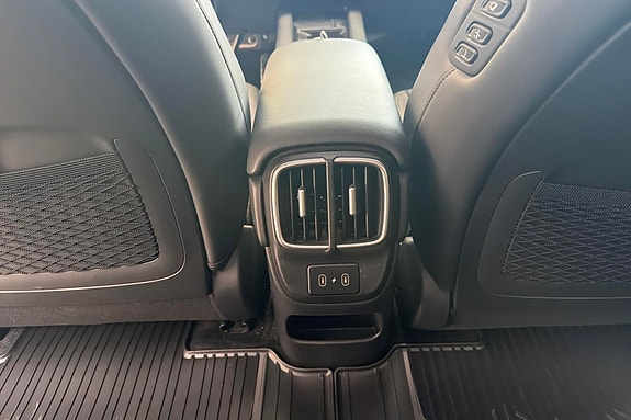 Hyundai Ioniq 6 30 of 30