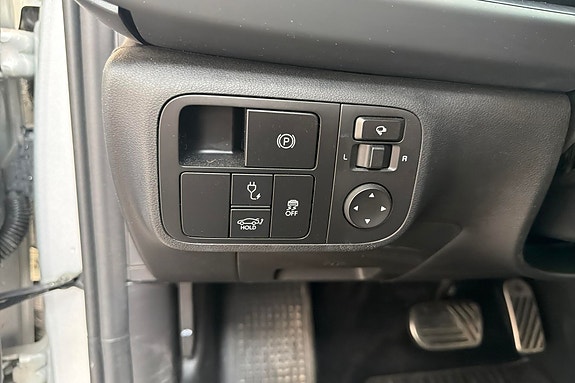 Hyundai Ioniq 6 22 of 30