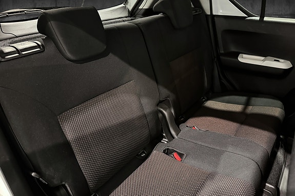 Suzuki Ignis 16 of 23