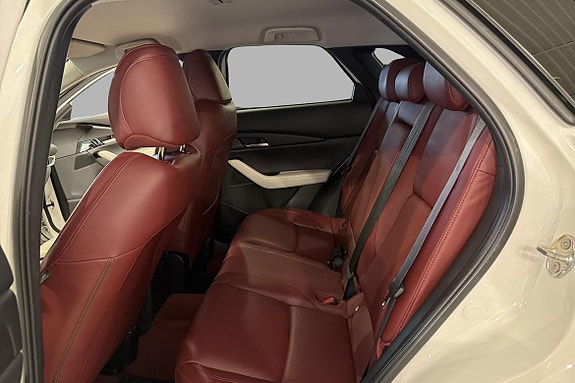 Mazda CX-30 16 of 19