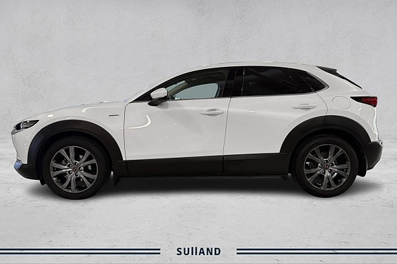 Mazda CX-30 2 of 19