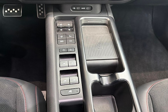 Hyundai Ioniq 6 23 of 30