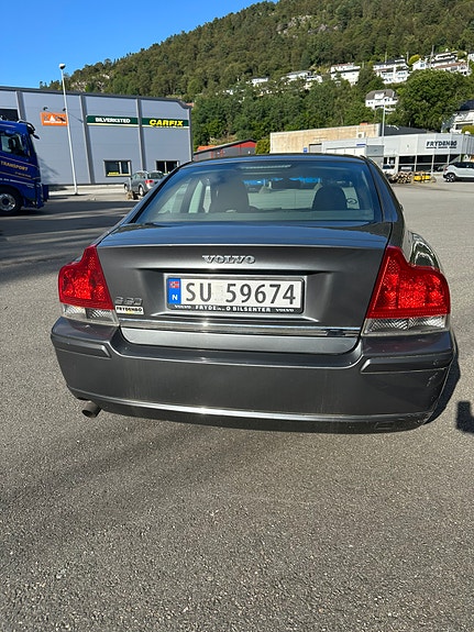 Volvo S60 4 of 9