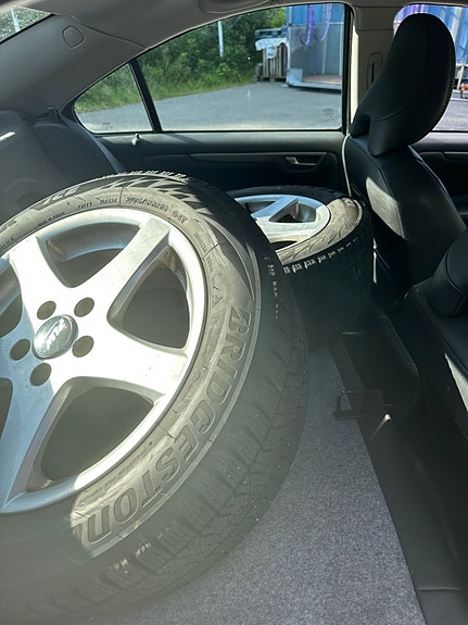 Volvo S60 5 of 9