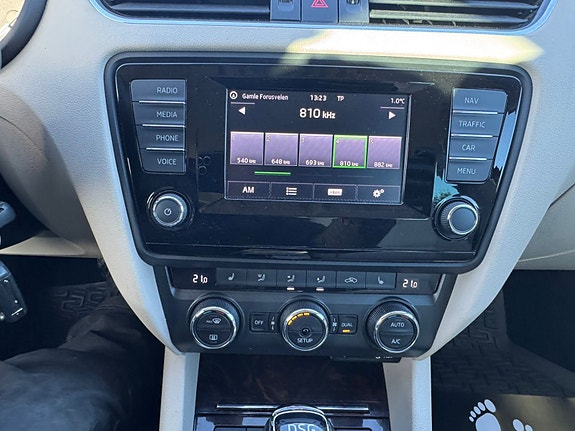 Skoda Octavia 14 of 25