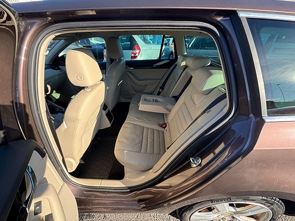 Skoda Octavia 19 of 25