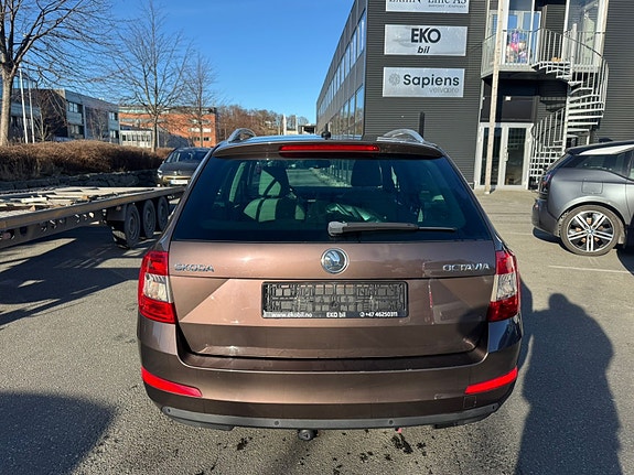 Skoda Octavia 6 of 25