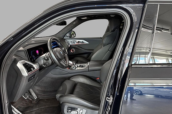 BMW XM 7 of 30