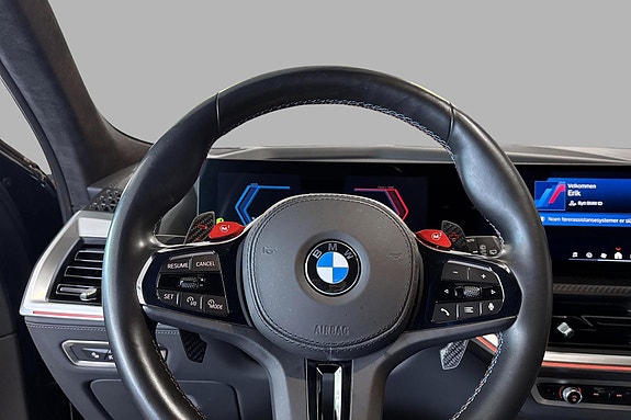 BMW XM 10 of 30