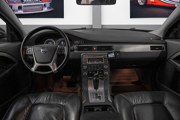 Volvo XC70 9 of 24