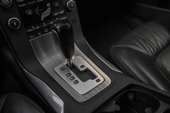 Volvo XC70 23 of 24
