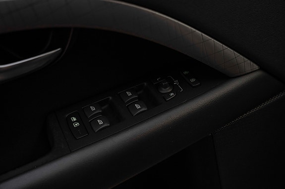 Volvo XC70 17 of 24