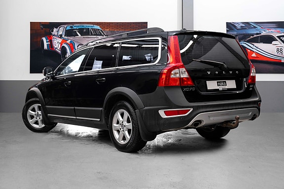 Volvo XC70 5 of 24