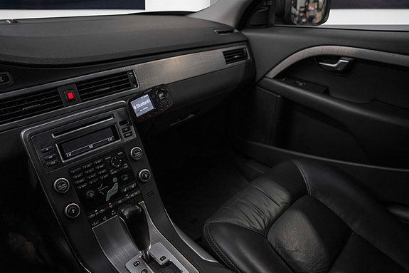 Volvo XC70 21 of 24