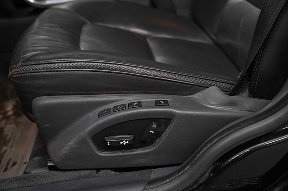Volvo XC70 15 of 24
