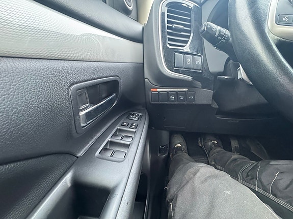 Mitsubishi Outlander 11 of 30