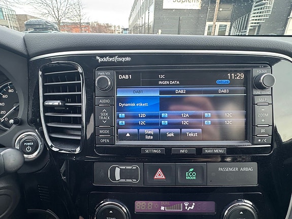 Mitsubishi Outlander 16 of 30