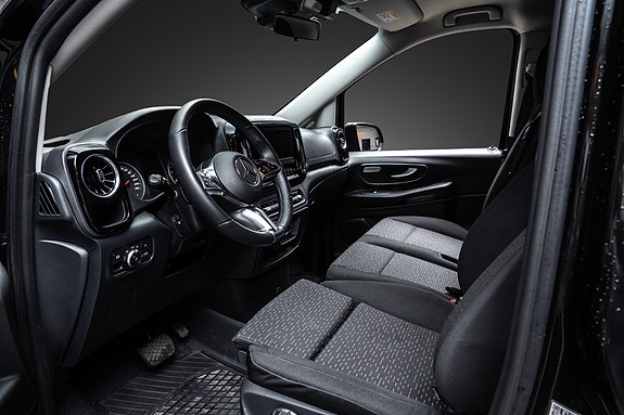 Mercedes-Benz Vito 10 of 22