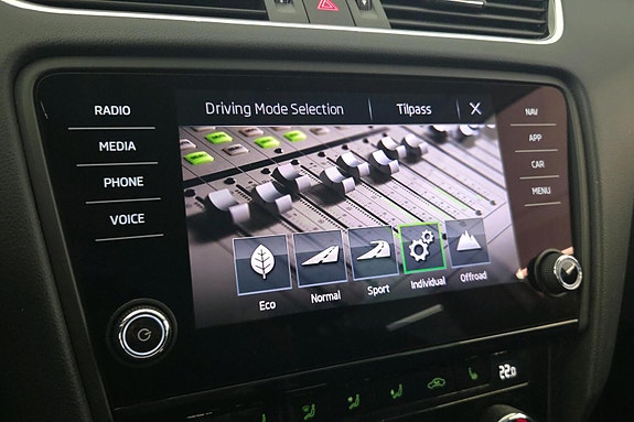 Skoda Octavia Scout 22 of 30