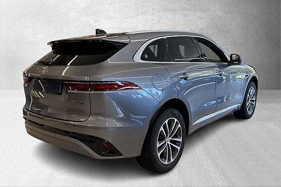 Jaguar F-PACE 3 of 15
