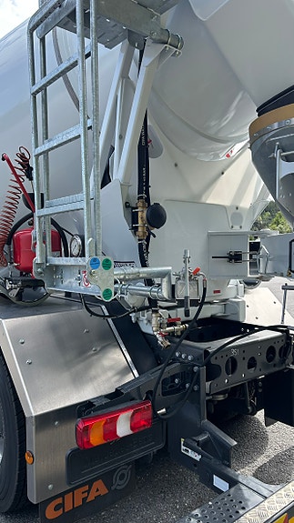 Mercedes-Benz Arocs 3246LB starTklar Cifa betong-trommelbil 6 of 23