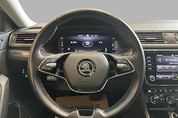 Skoda Superb 12 of 22