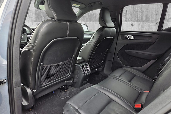 Volvo XC40 22 of 30
