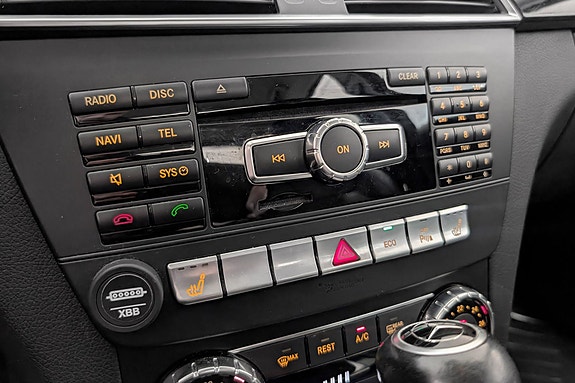 Mercedes-Benz C250 7 of 27