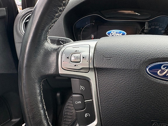 Ford Mondeo 20 of 27