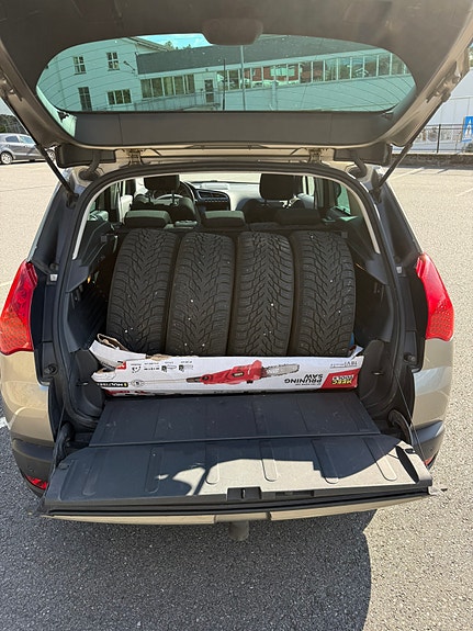 Peugeot 3008 8 of 18