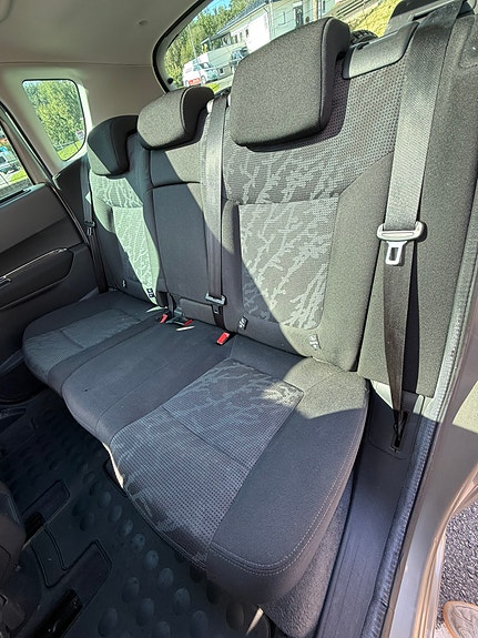 Peugeot 3008 14 of 18
