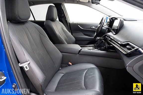Toyota Mirai 14 of 30