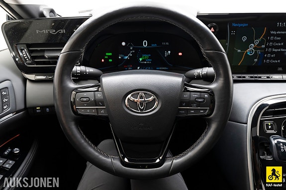 Toyota Mirai 22 of 30