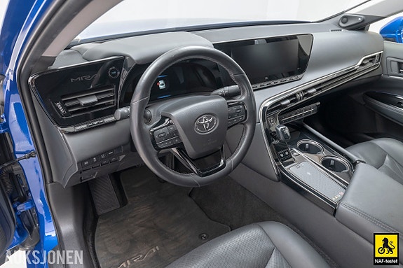 Toyota Mirai 8 of 30