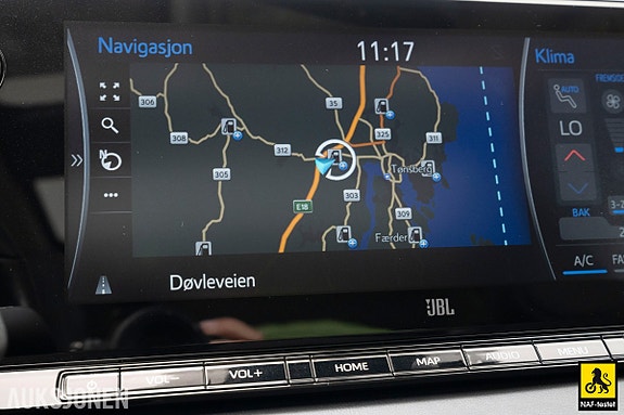 Toyota Mirai 18 of 30