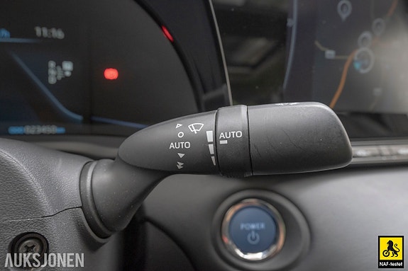 Toyota Mirai 26 of 30