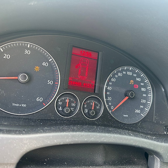 Volkswagen Golf Plus 2 of 9