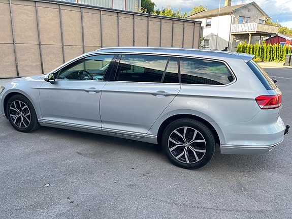 Volkswagen Passat 6 of 17