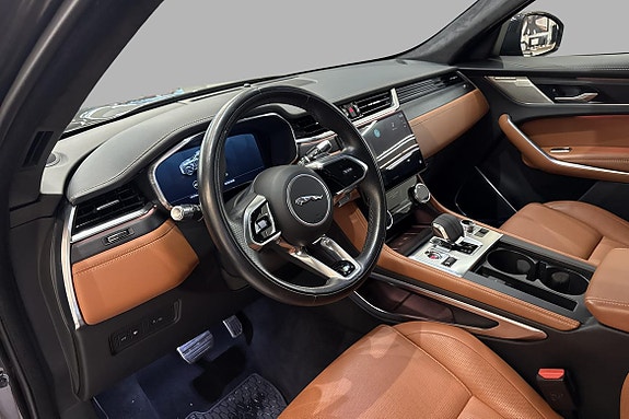 Jaguar F-PACE 5 of 15