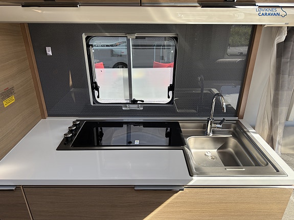 Adria Adora 613UT 19 of 30