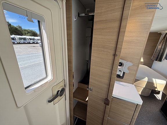 Adria Adora 613UT 18 of 30