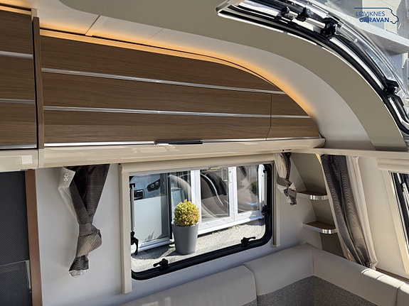 Adria Adora 613UT 11 of 30