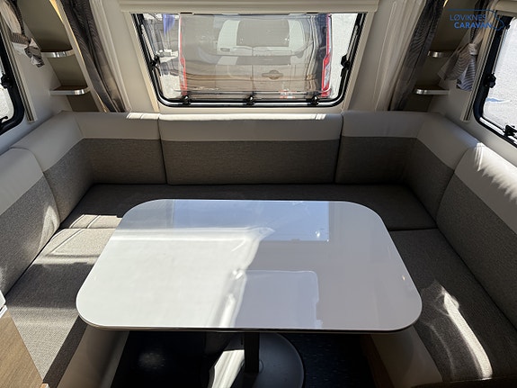 Adria Adora 613UT 8 of 30