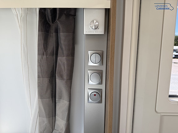 Adria Adora 613UT 14 of 30